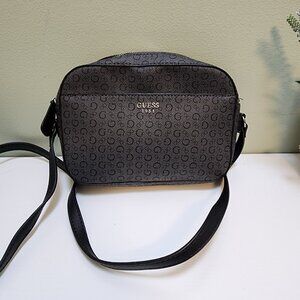 Y2K GUESS Monogram Crossbody Camera Bag - Black/Grey
